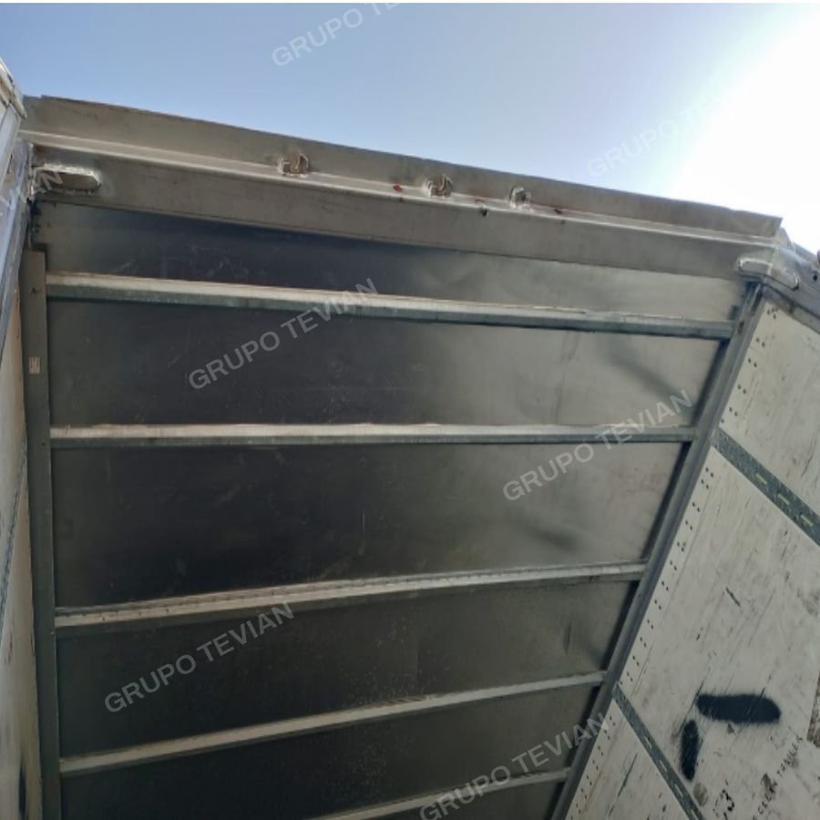 Marco superior trasero, después de la reparación